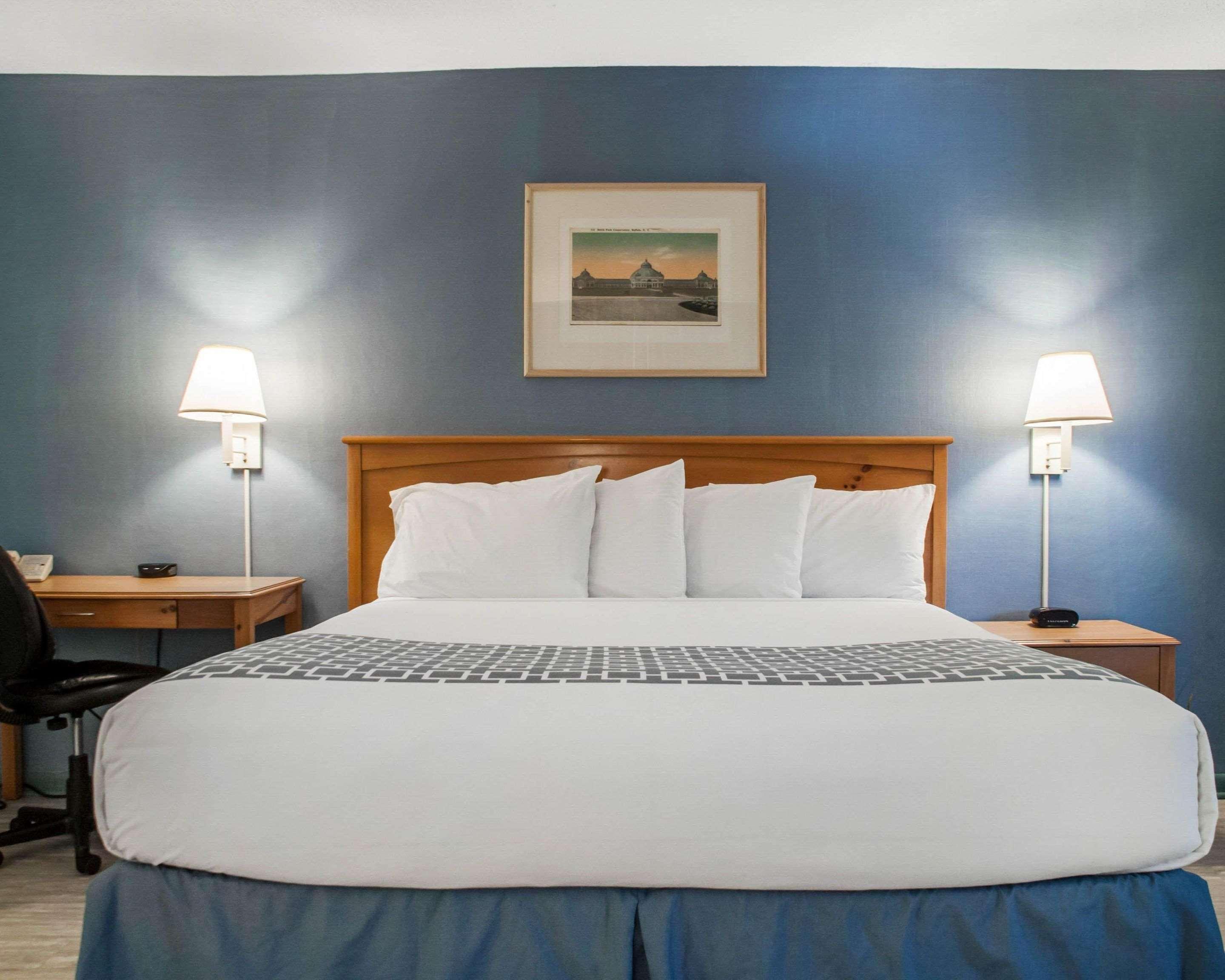 Econo Lodge Buffalo South Blasdell Kültér fotó