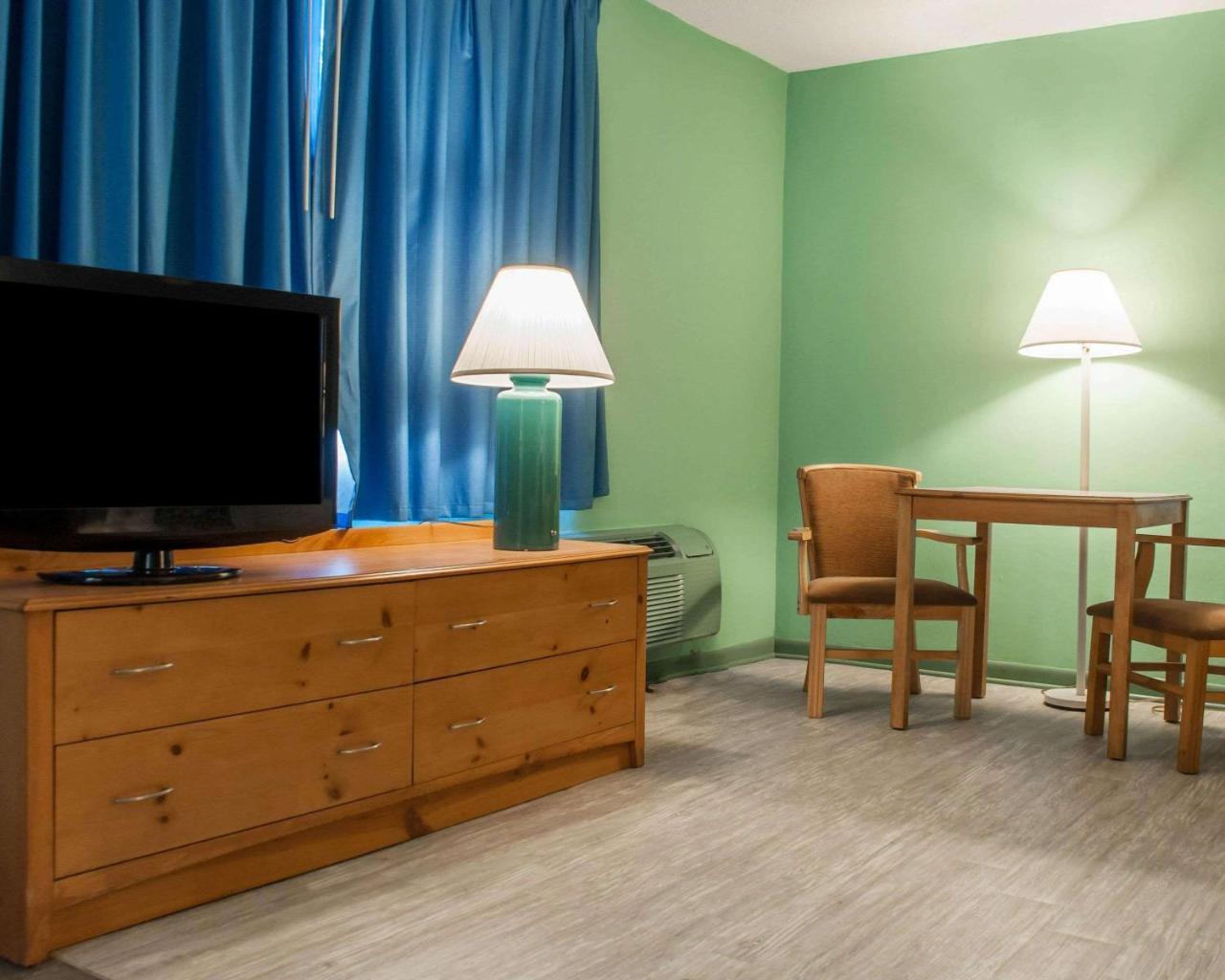 Econo Lodge Buffalo South Blasdell Kültér fotó